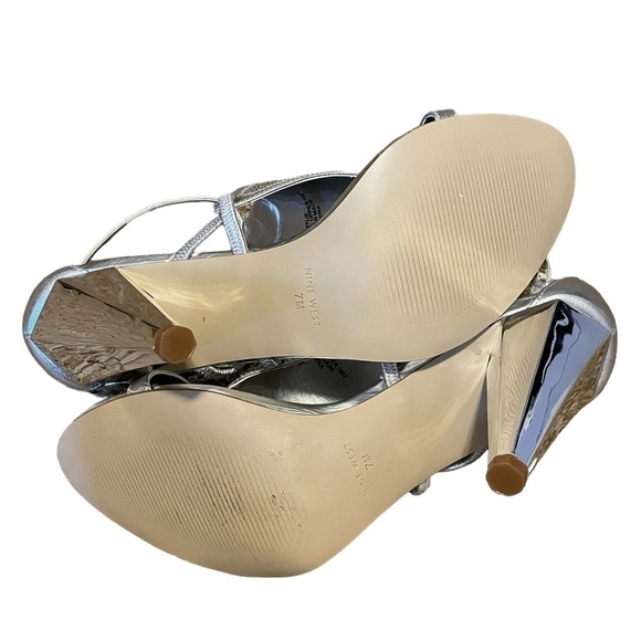 Nine West Y2K Silver Glitter Kidskin Size 7 - Picture 4 of 8